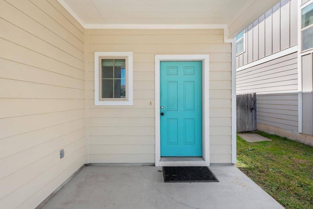 Buda, TX 78610,5319 Marsh LN