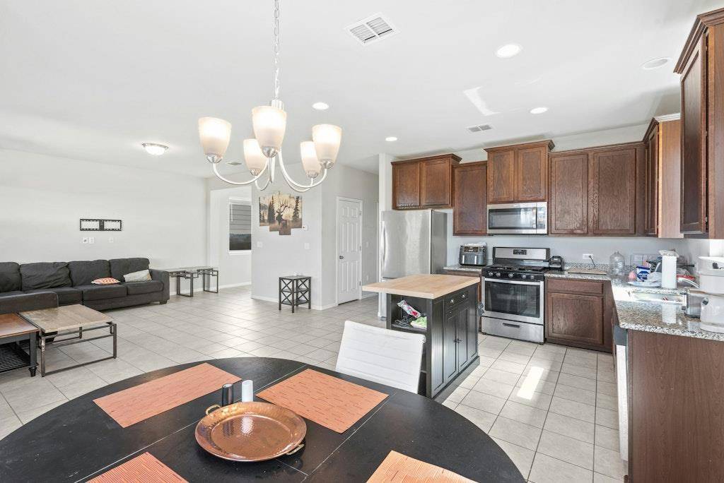 Buda, TX 78610,5319 Marsh LN