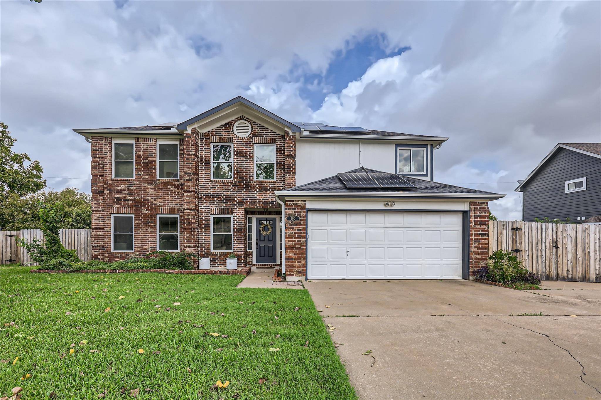 Round Rock, TX 78664,500 Hawthorne LN