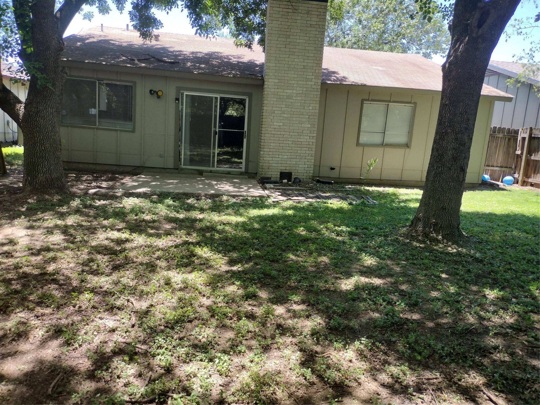 Austin, TX 78744,4418 Dove DR