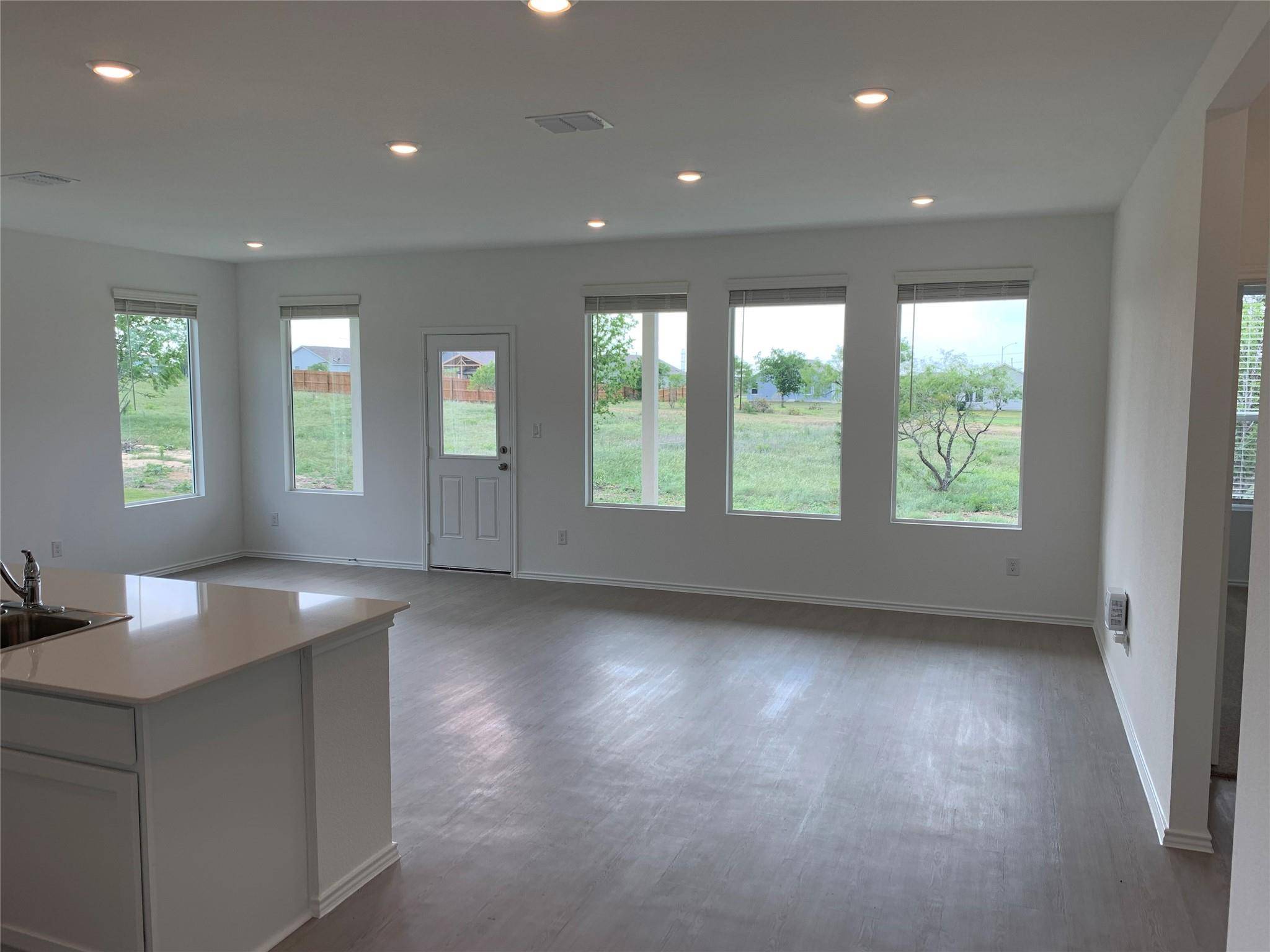 Mustang Ridge, TX 78610,11300 Superior Bay LN