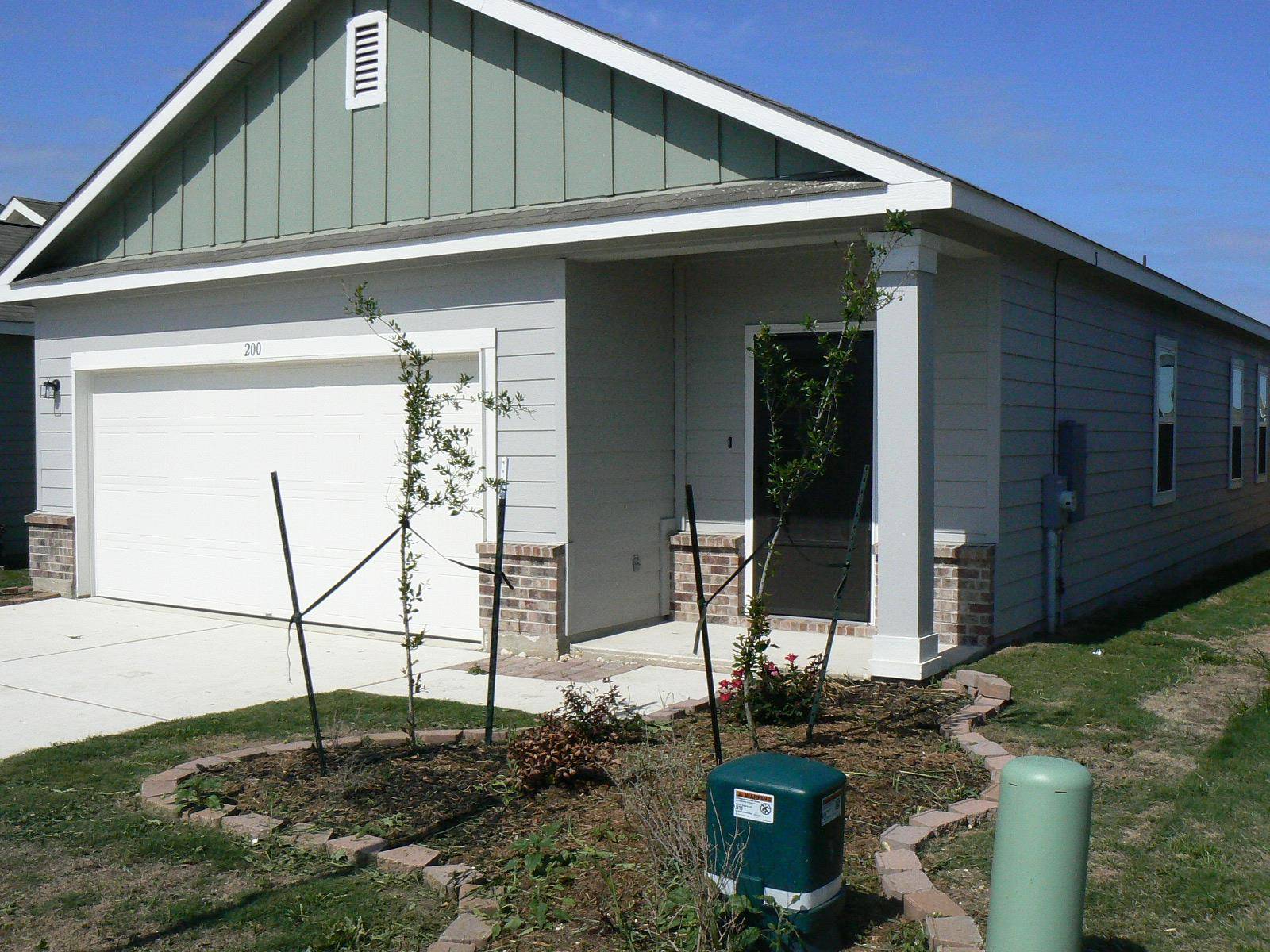 Jarrell, TX 76537,200 Woodpecker RUN