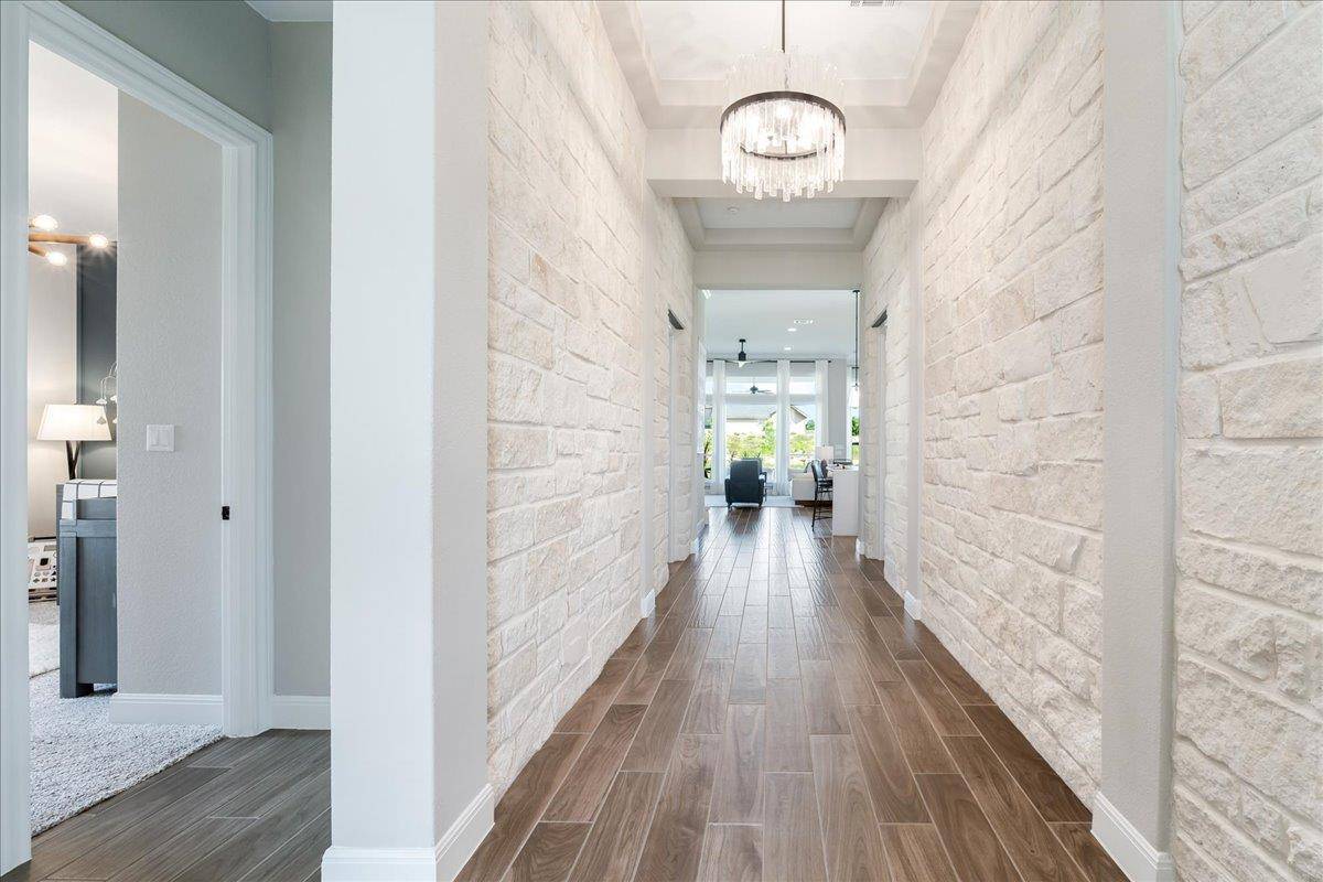 Liberty Hill, TX 78642,512 Bizzell CV