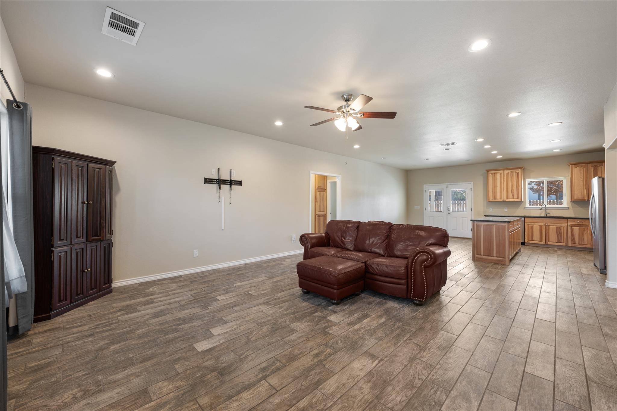 Kingsland, TX 78639,5100 Pair ST