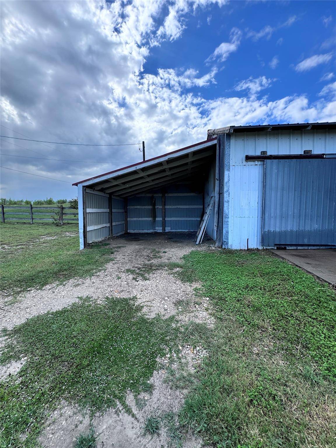 Buda, TX 78610,1391 Rich LN