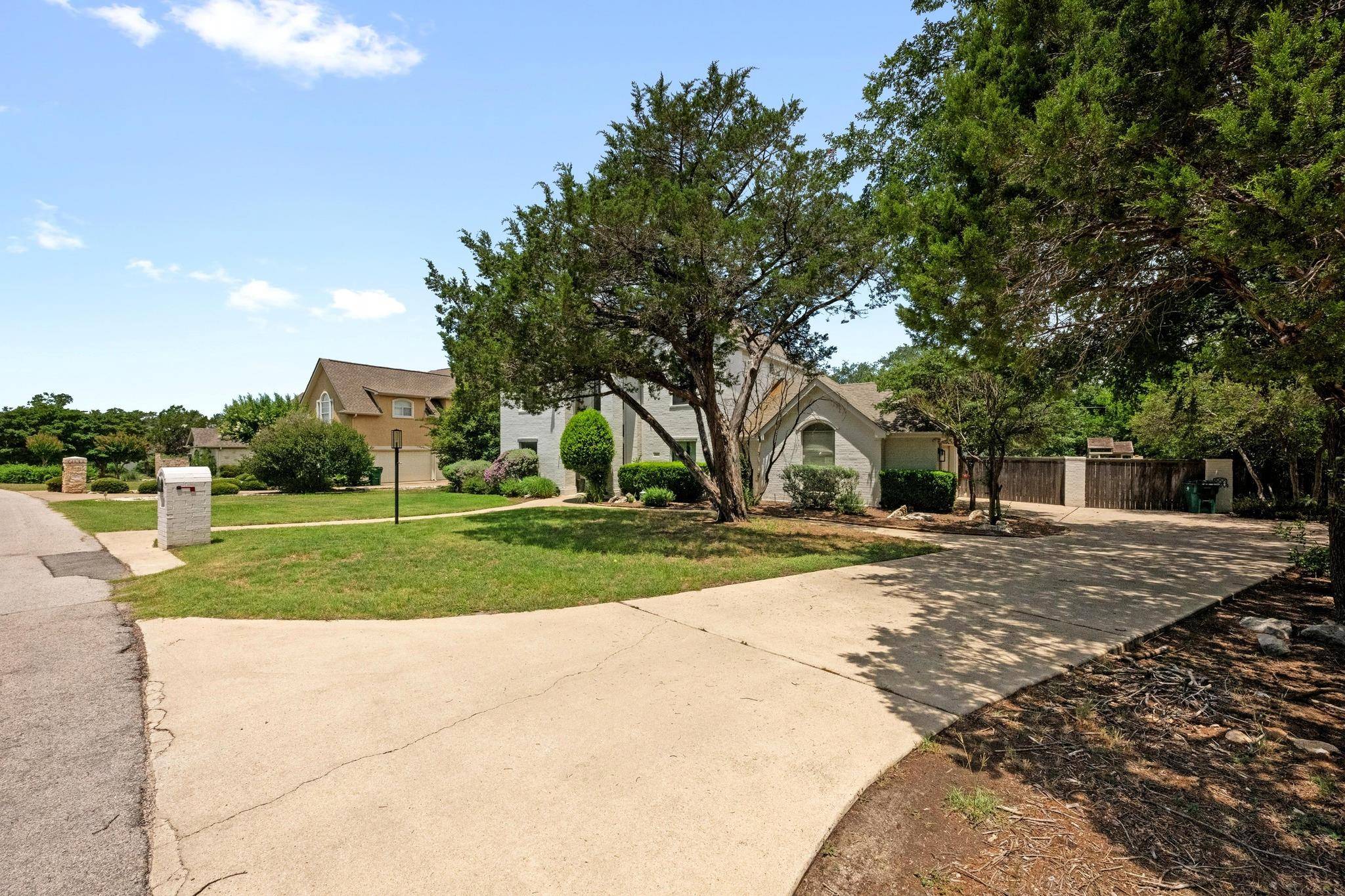 Lakeway, TX 78734,707 Malabar ST