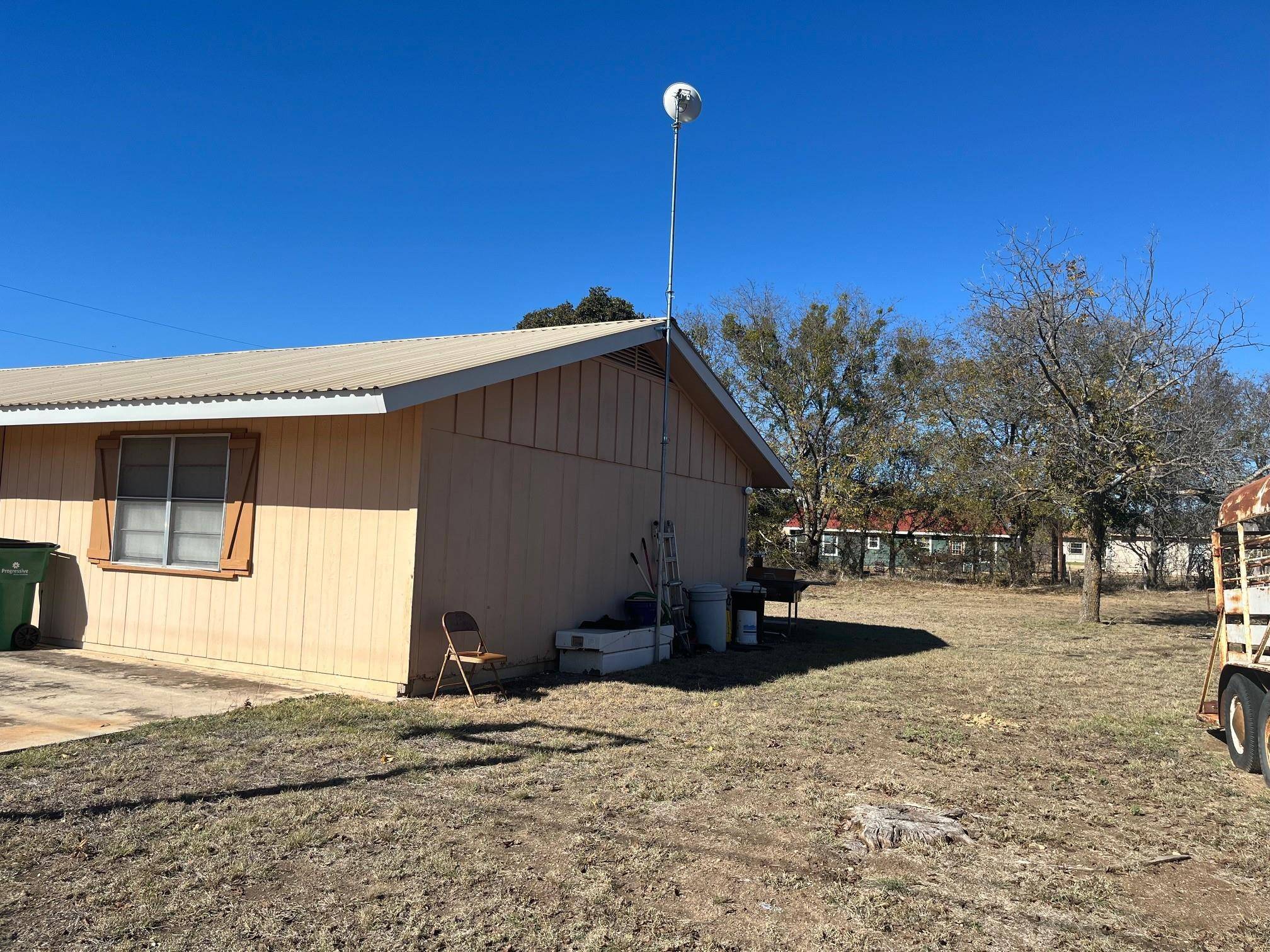 Lometa, TX 76853,105 E Hickory ST