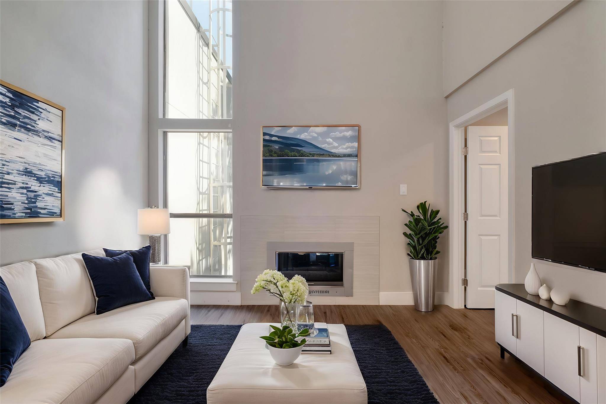 Austin, TX 78752,935 La Posada DR #212