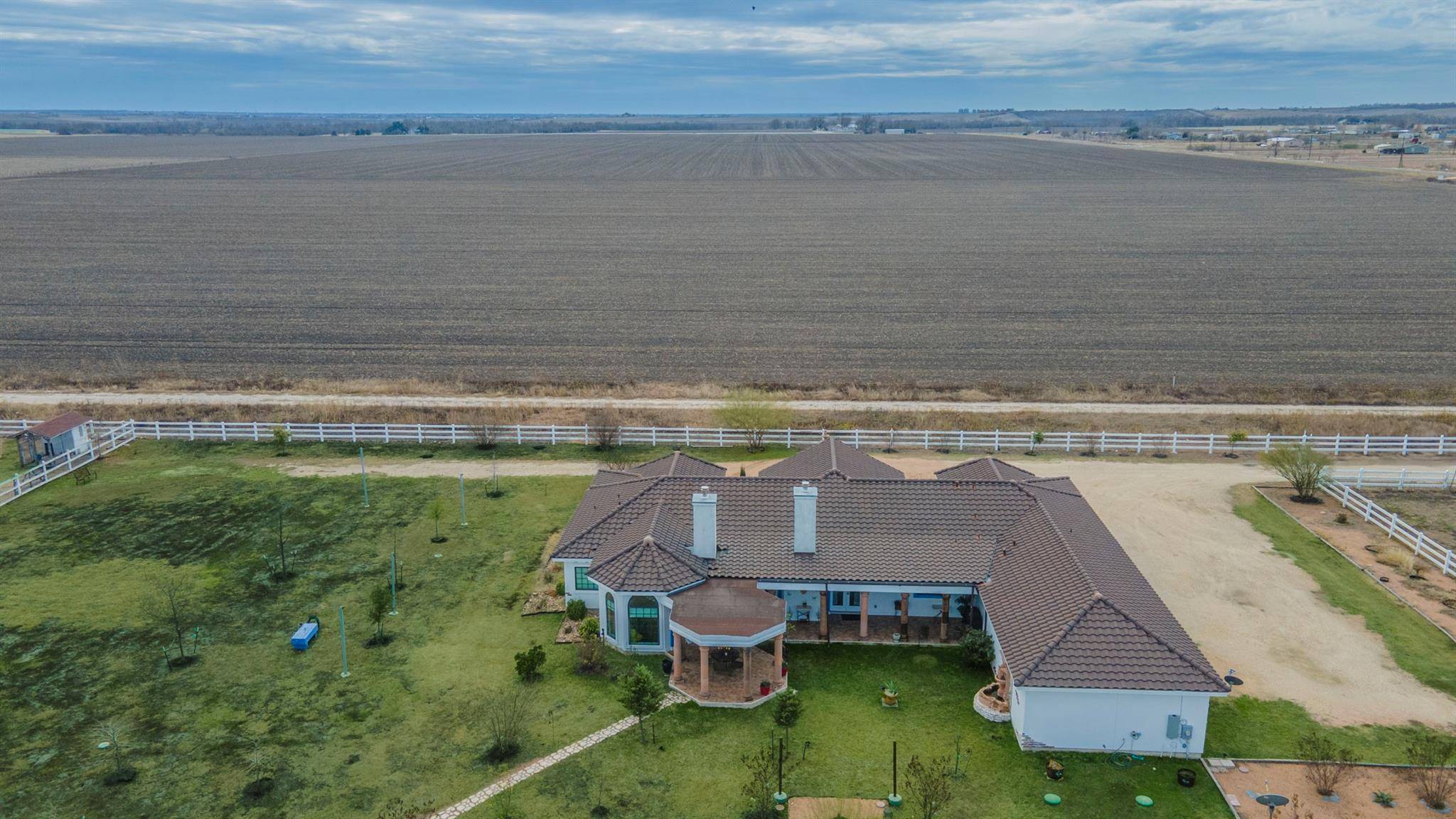 Taylor, TX 76574,4325 CR 406 RD