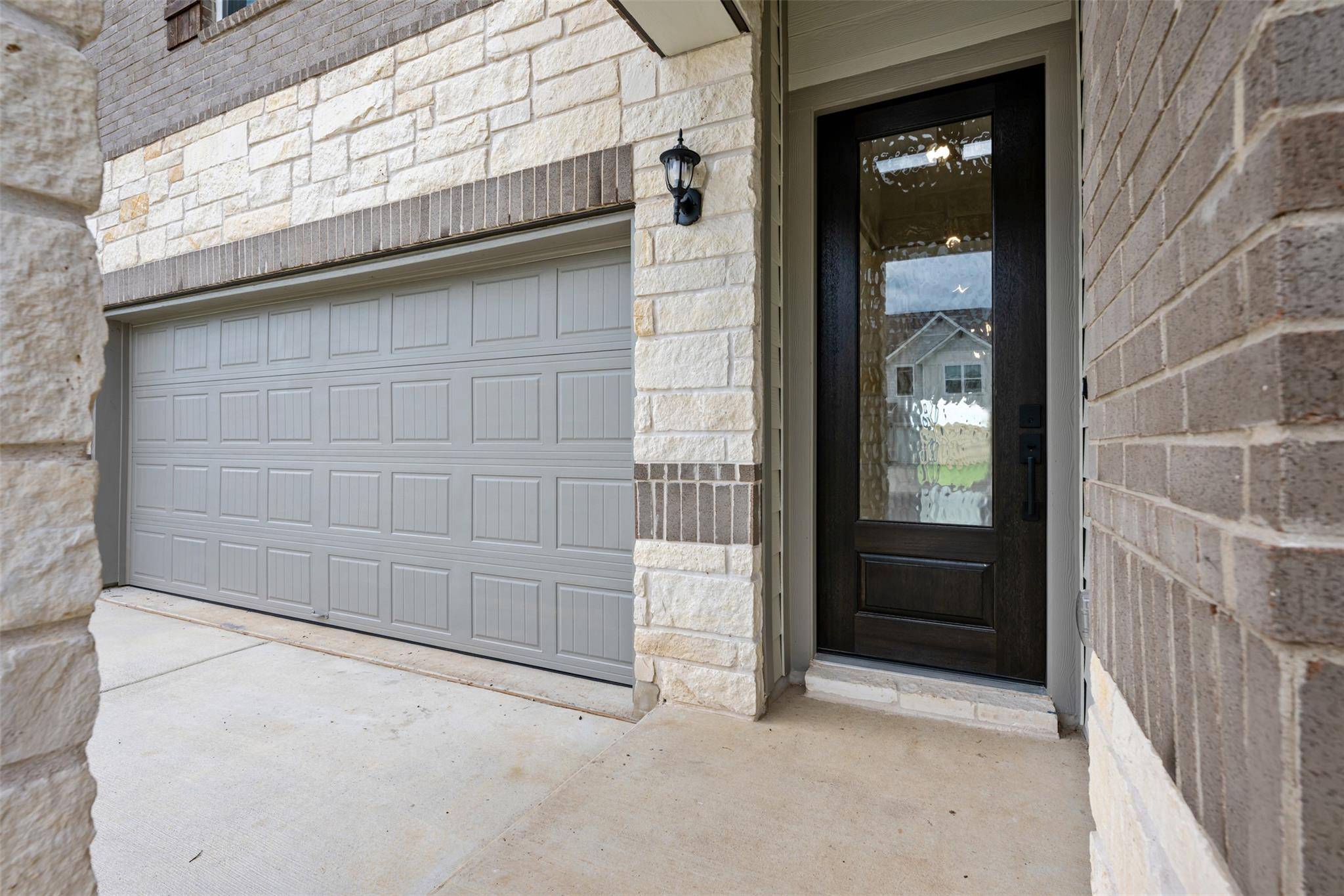 Hutto, TX 78634,132 Prairie Falls DR