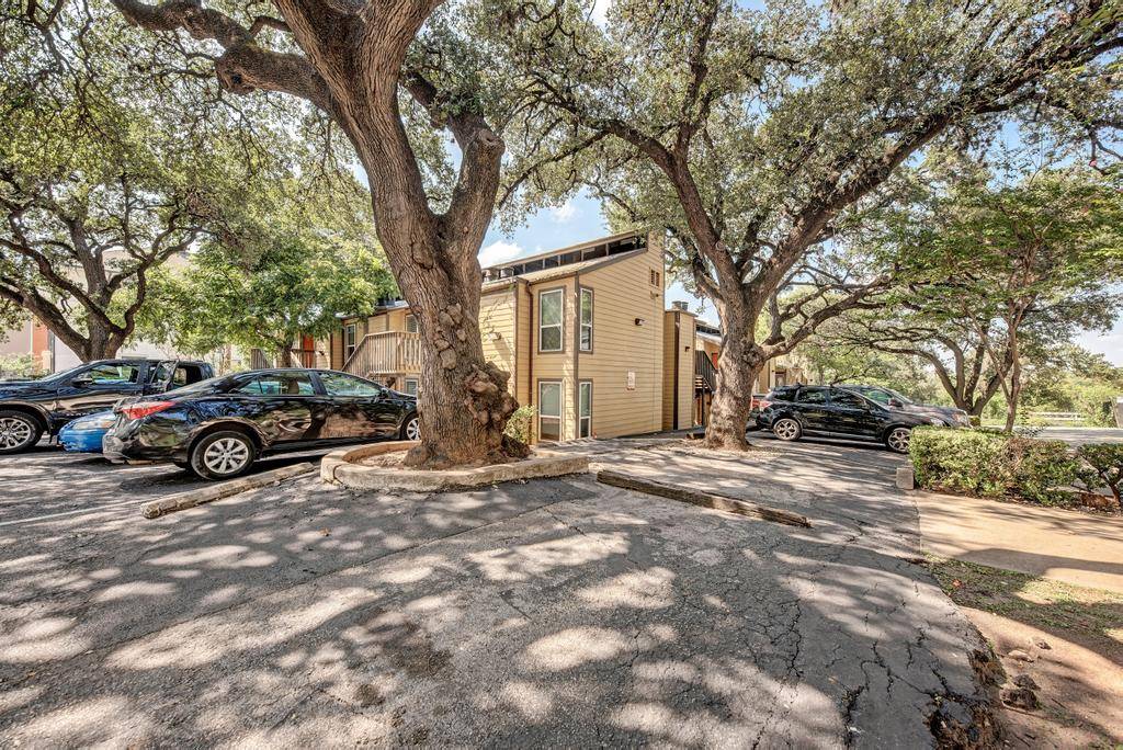 Austin, TX 78705,1000 W 26th ST #219