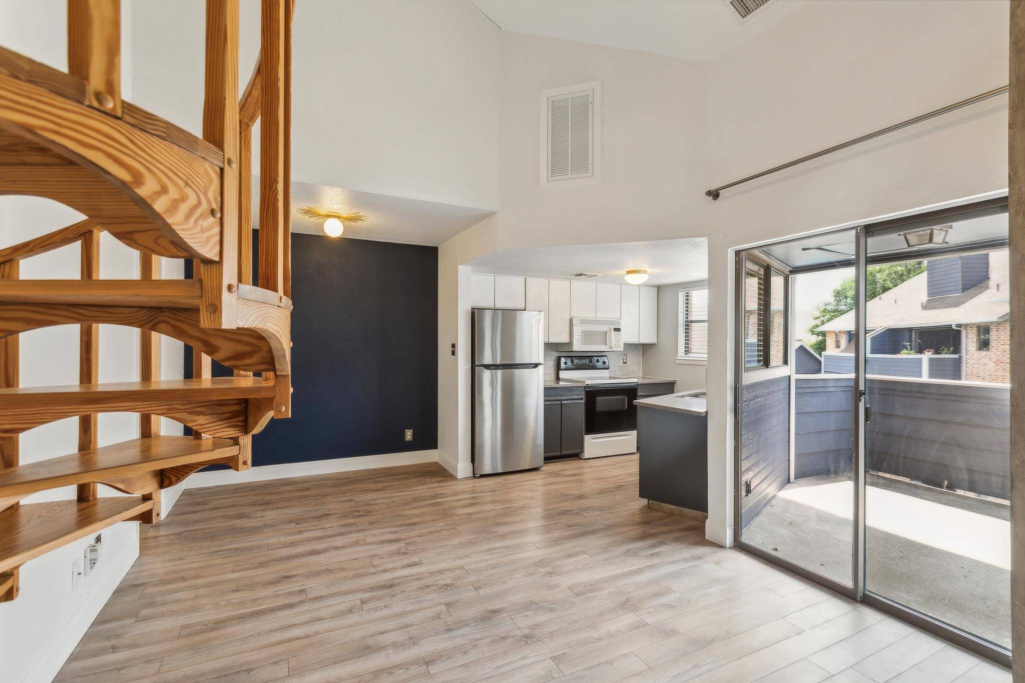 Austin, TX 78741,2500 Burleson RD #321