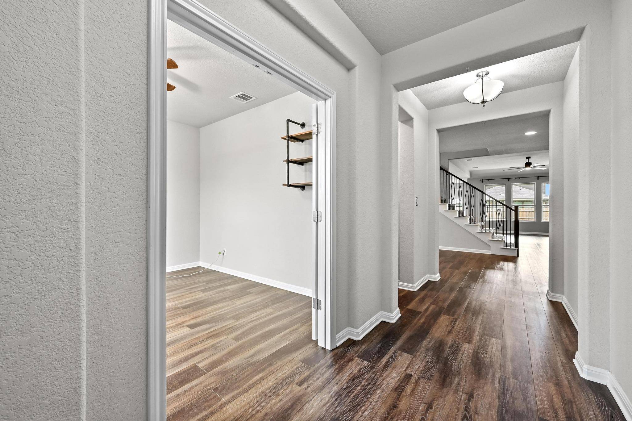 Pflugerville, TX 78660,6709 Golden Bough LN