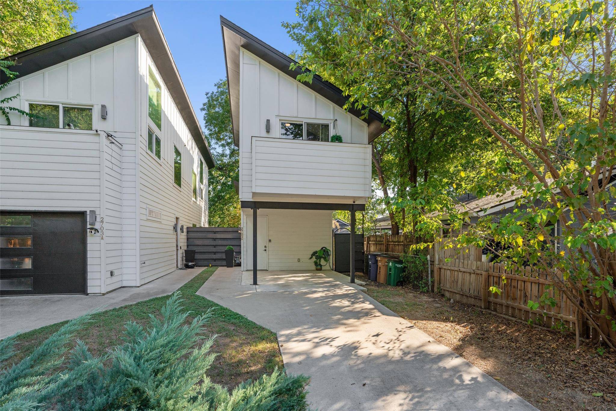 Austin, TX 78702,2703 E 3rd ST #2