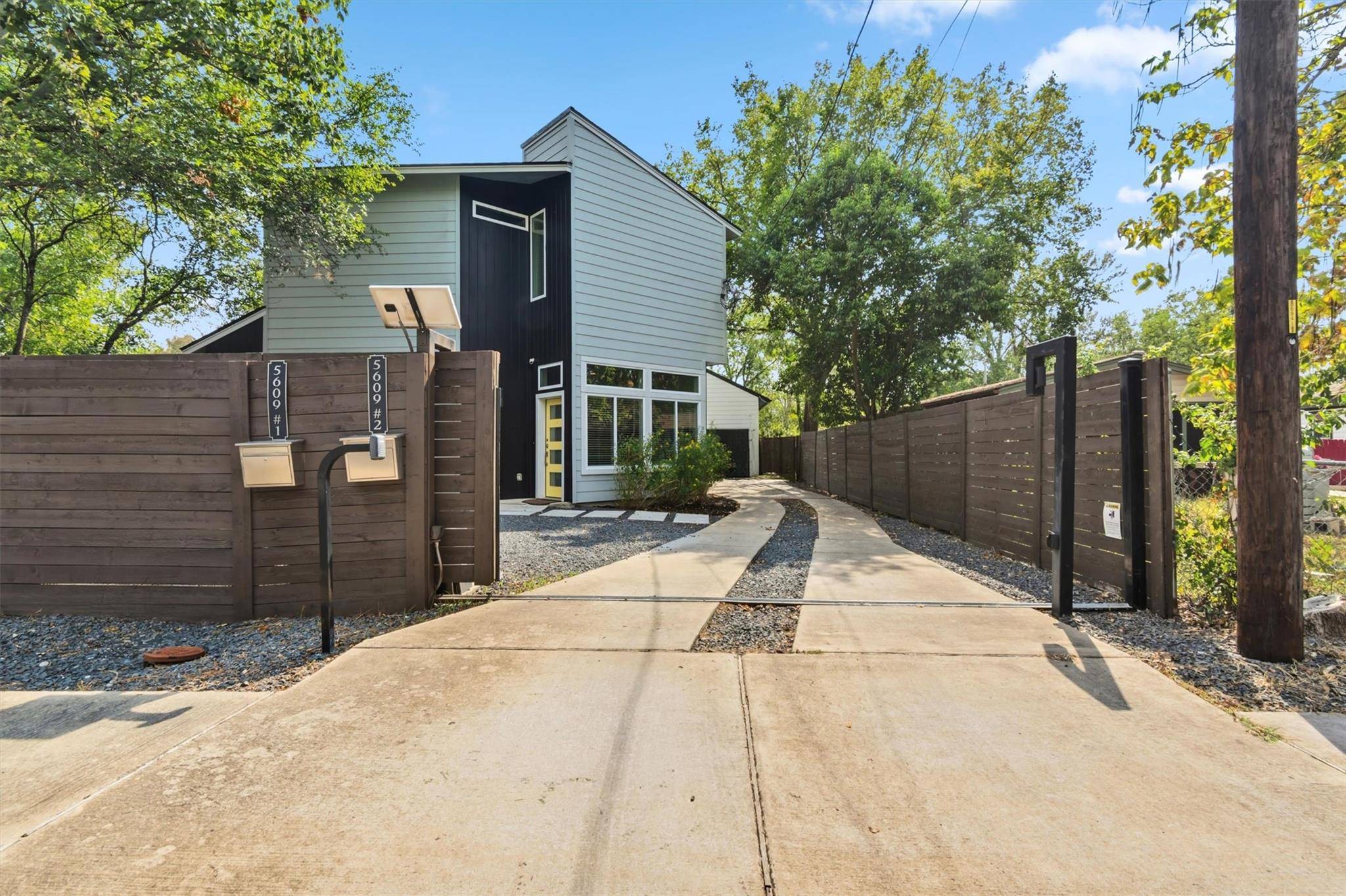 Austin, TX 78721,5609 Tura LN #A