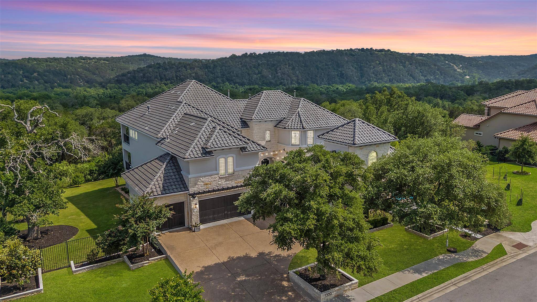 Austin, TX 78732,1300 Morning Moon CIR