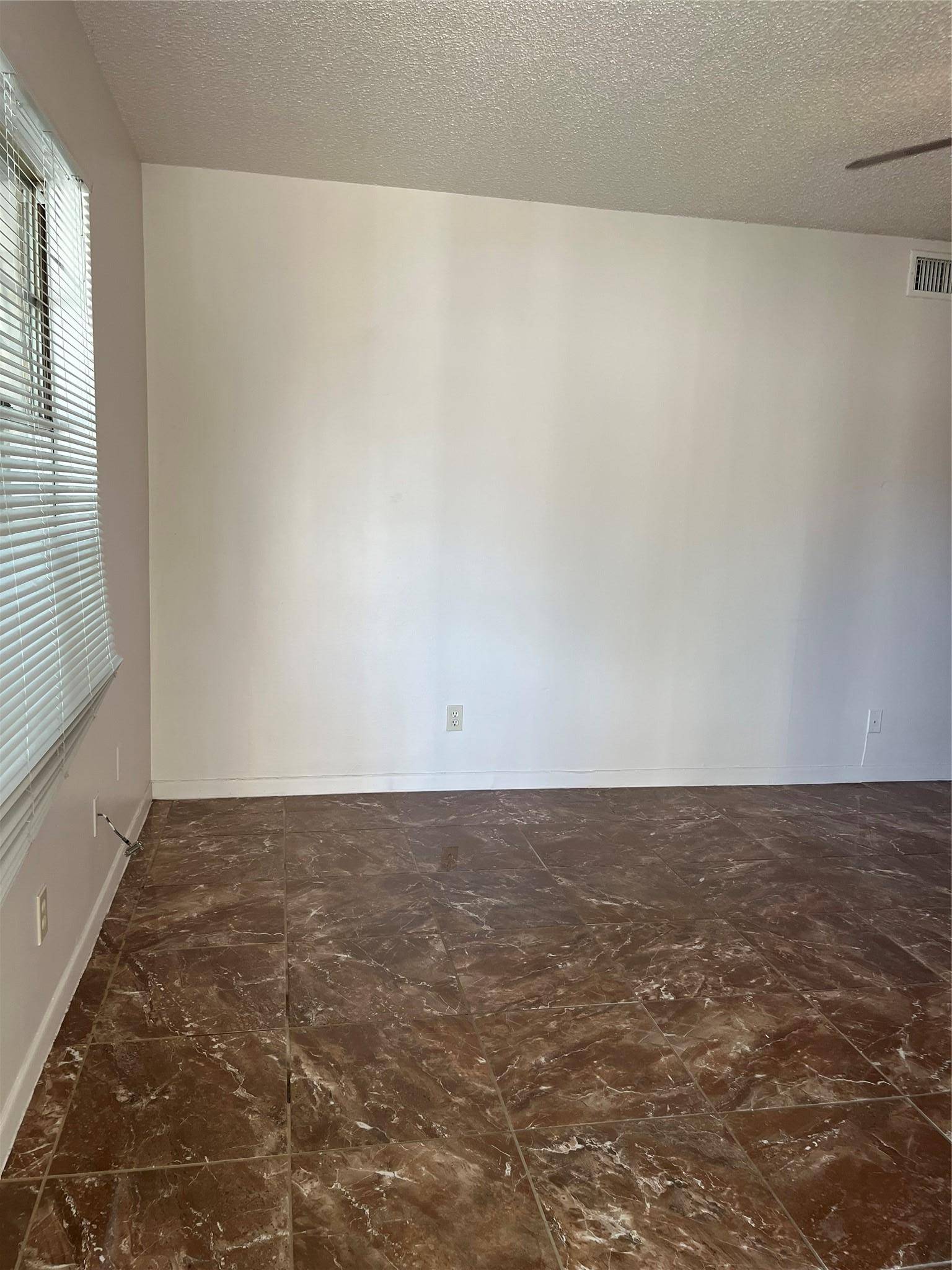 Austin, TX 78744,7406 Southgate LN #A
