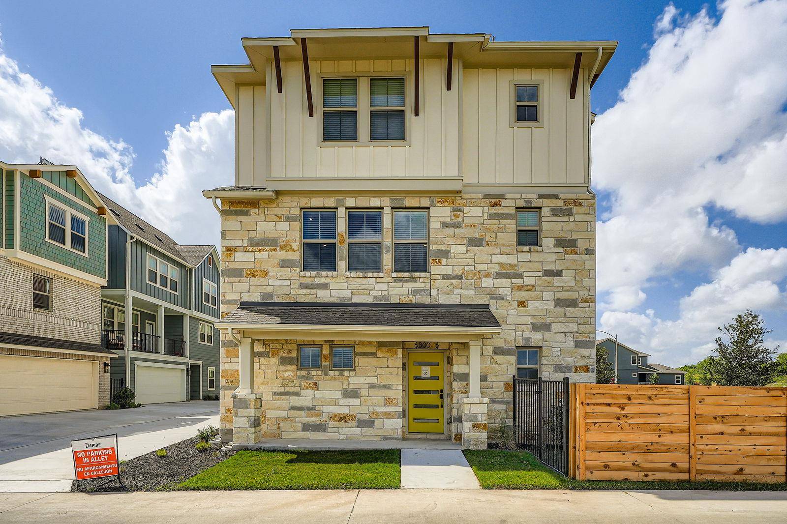 Austin, TX 78747,6300 Stockman DR #6