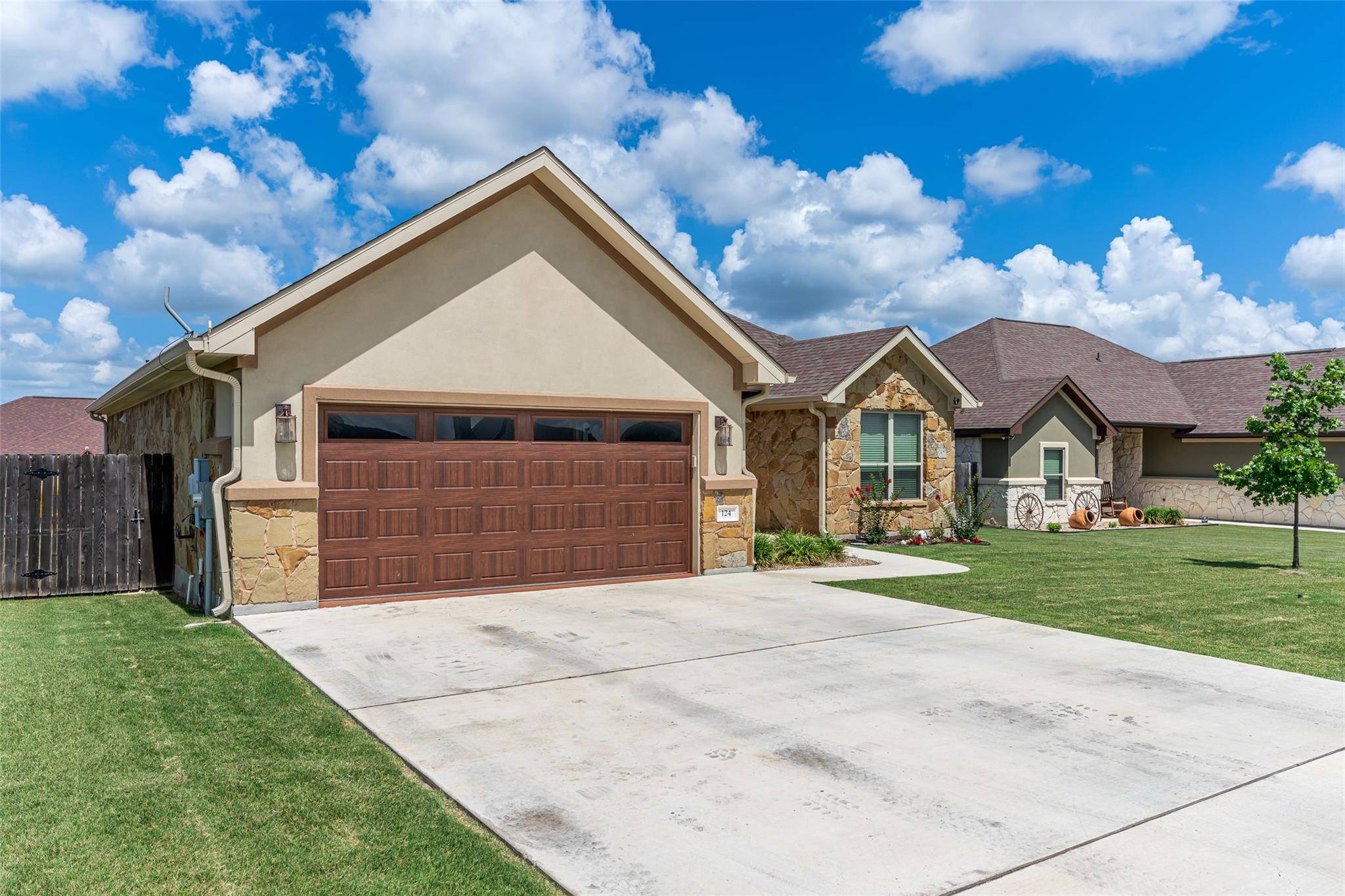 Jarrell, TX 76537,124 Terry Meadow LN