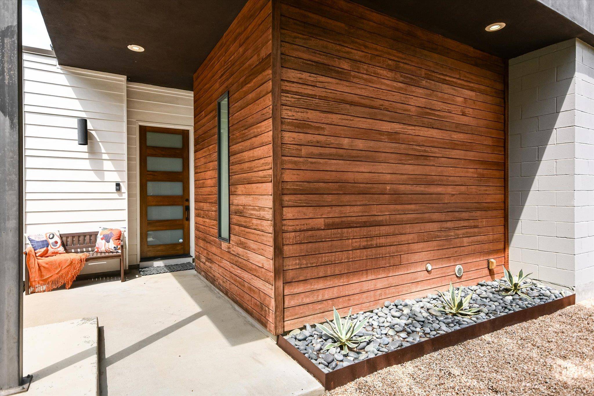 Austin, TX 78704,902 W Live Oak ST