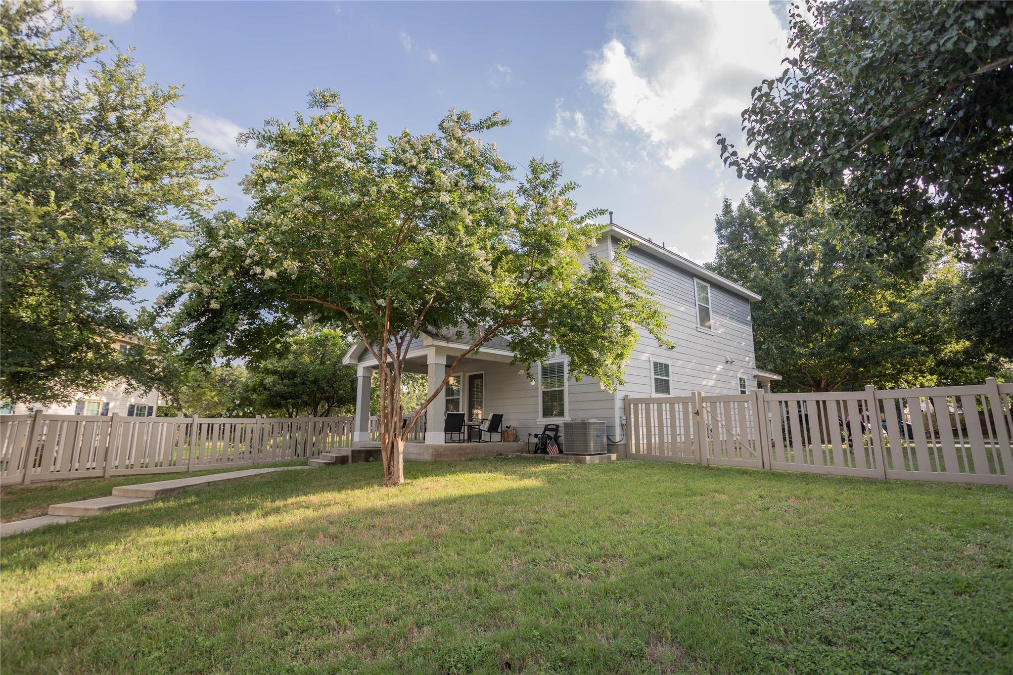 Kyle, TX 78640,1059 Powell ST