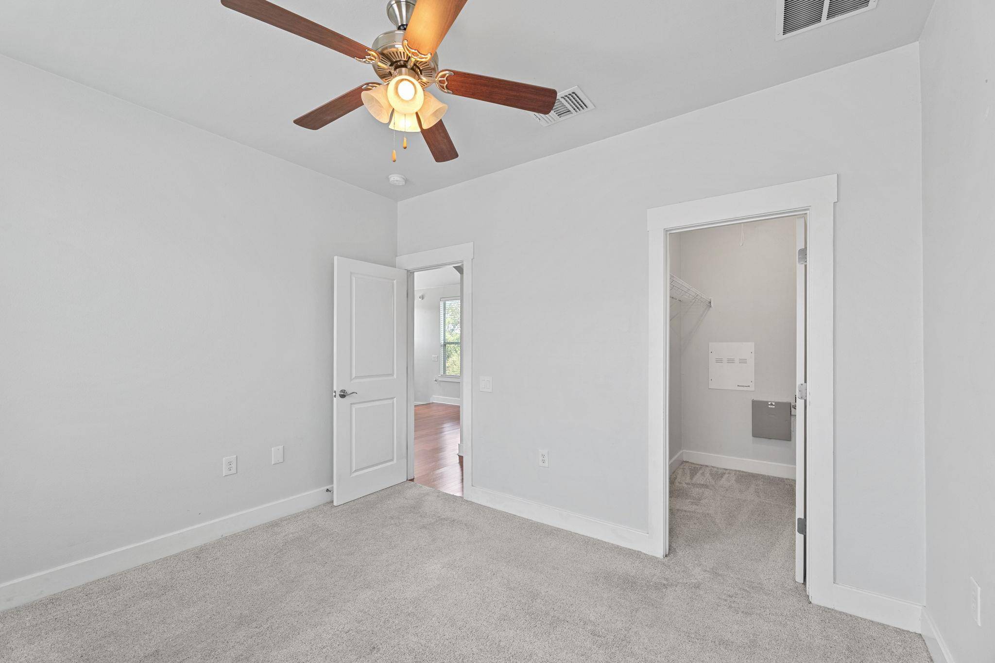 Austin, TX 78702,1601 Miriam Ave #216