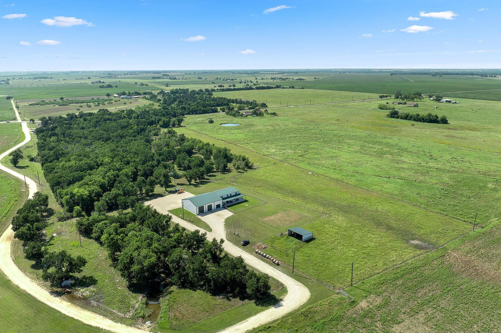 Thorndale, TX 76577,463 County Road 436