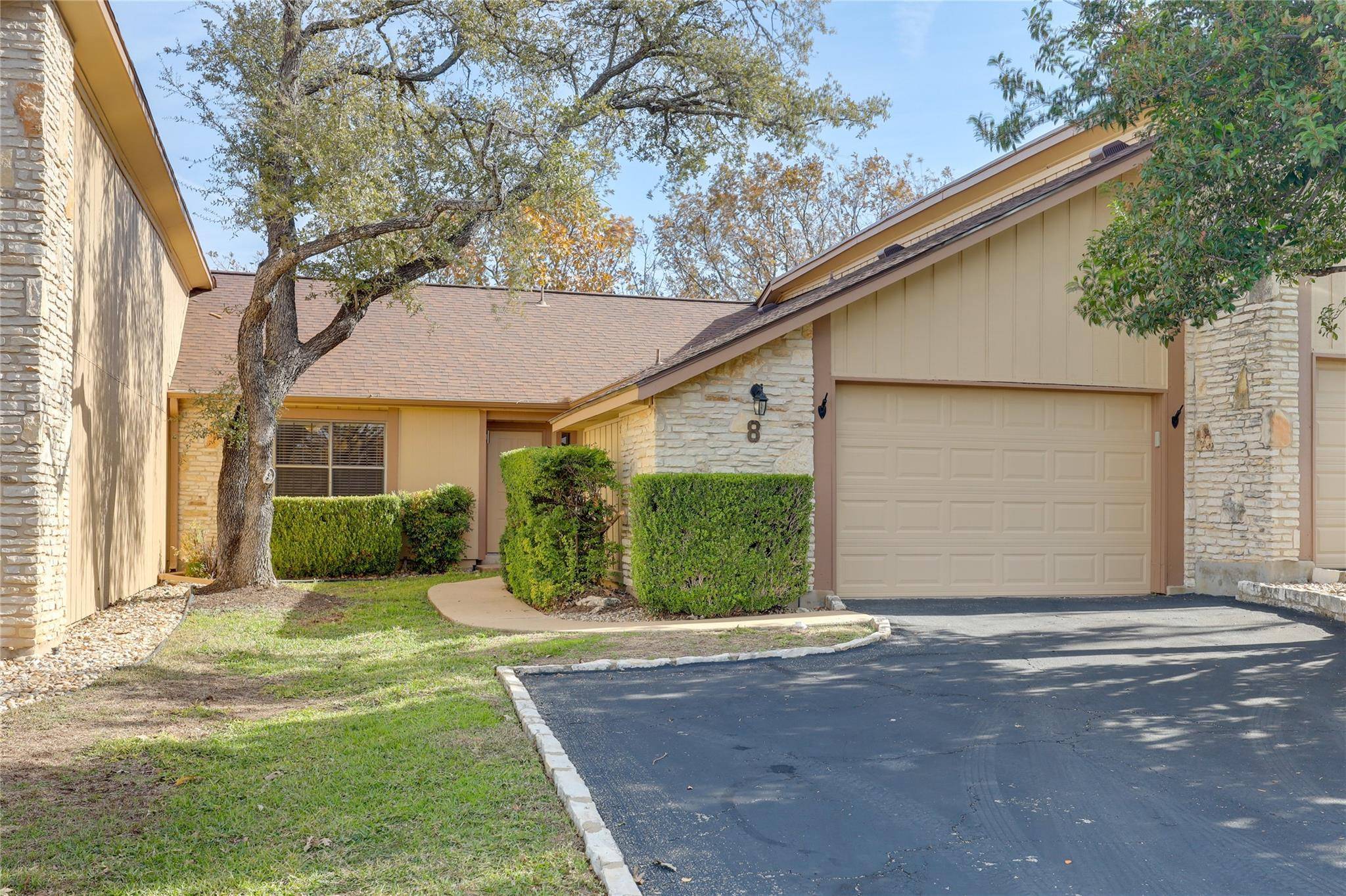 Lago Vista, TX 78645,8 Oaks PL