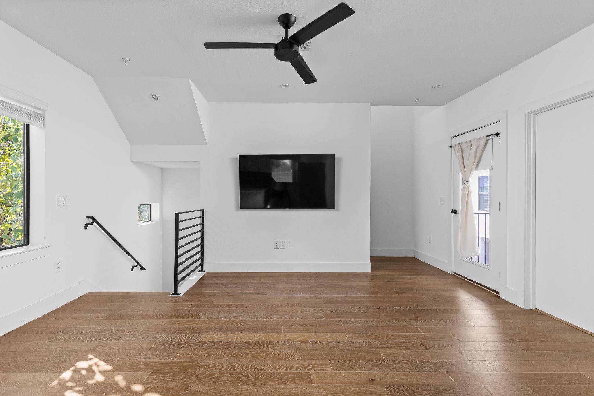 Austin, TX 78702,1128 Chicon ST #200