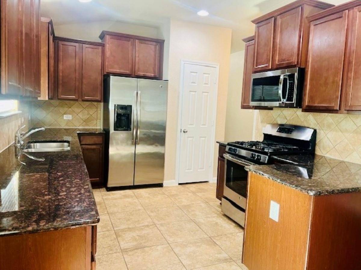 San Marcos, TX 78666,406 Parkside DR