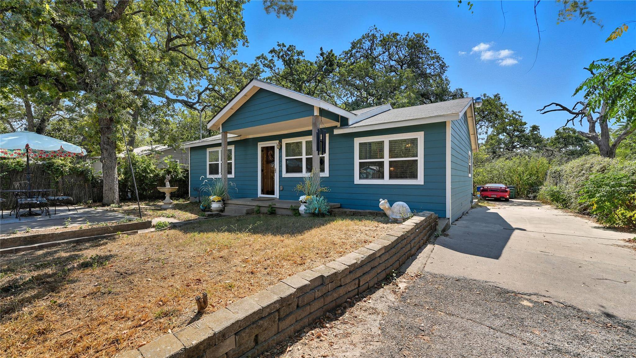 Austin, TX 78741,6503 Lynch LN