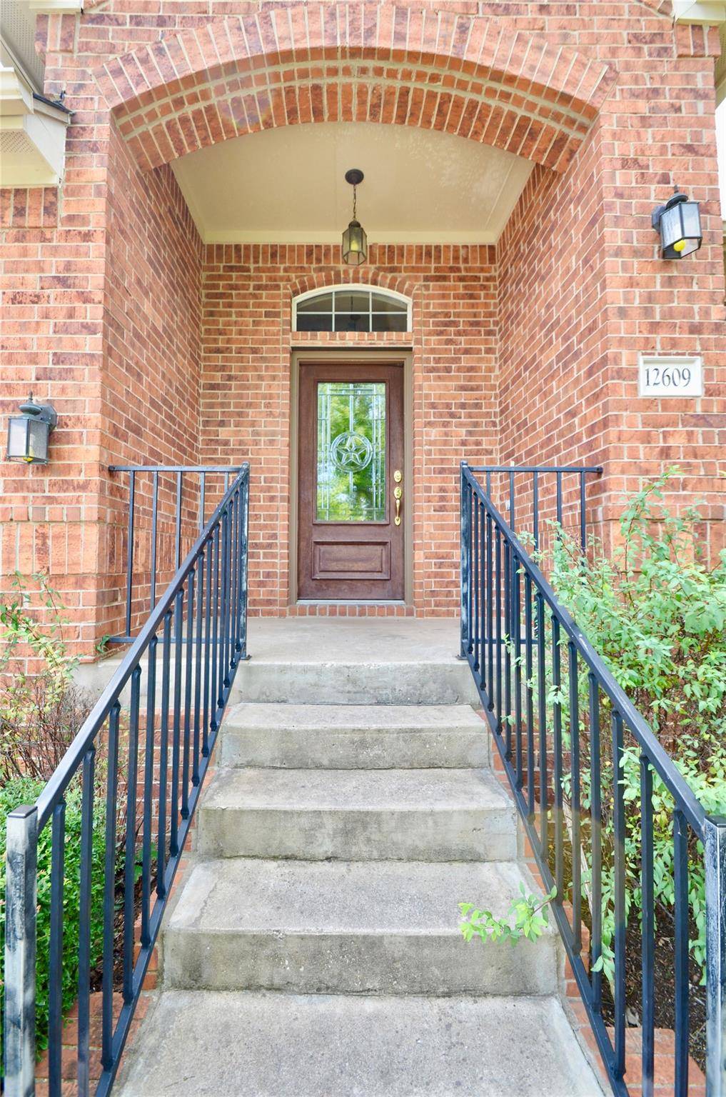 Austin, TX 78732,12609 Lee Park LN