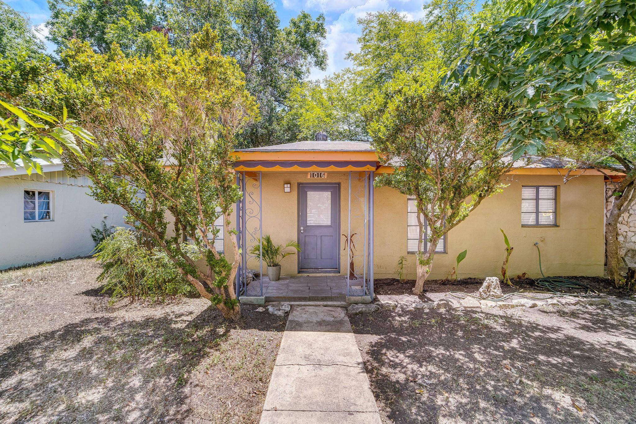San Marcos, TX 78666,1016 Sycamore ST