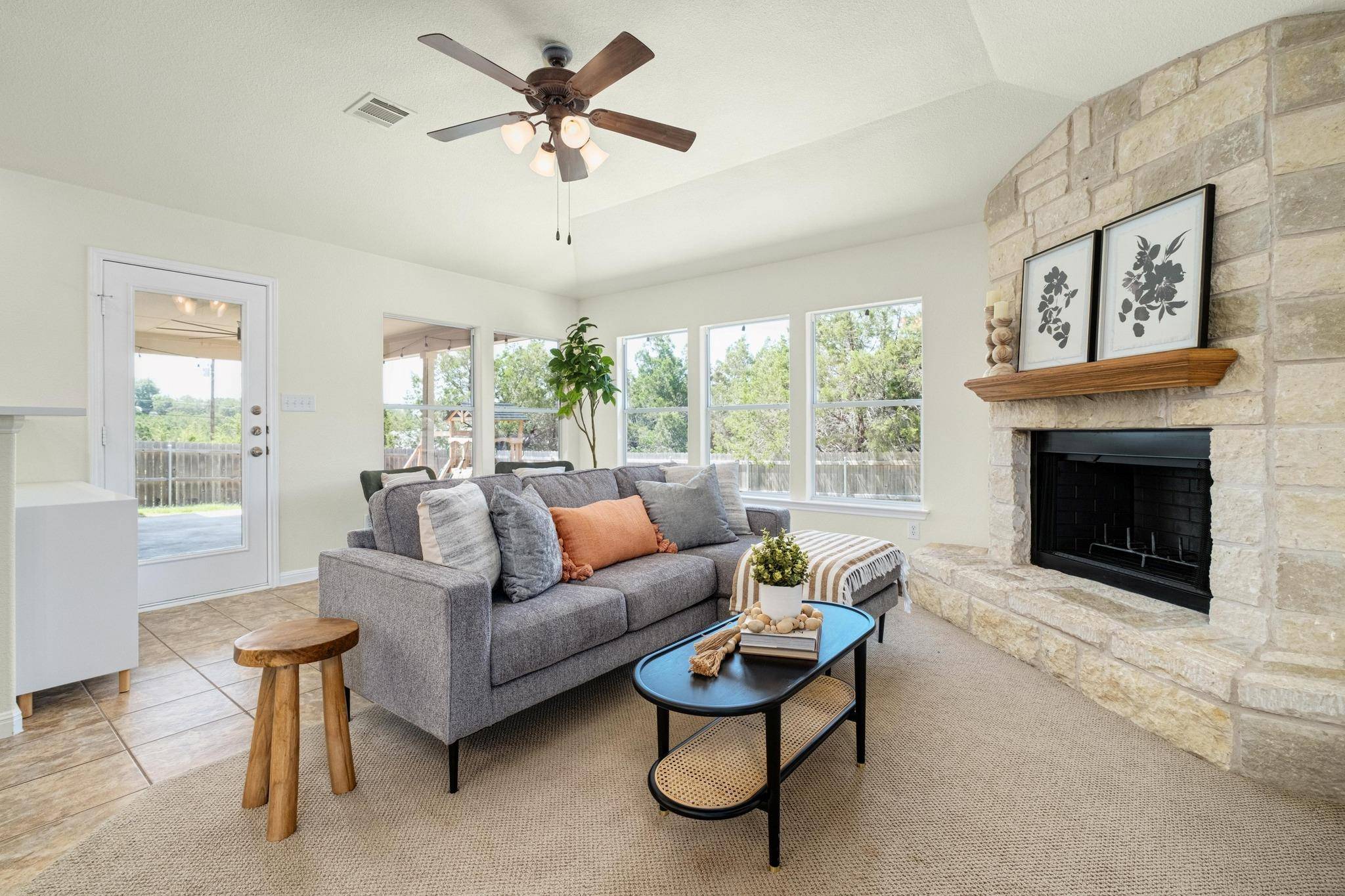 Lago Vista, TX 78645,20603 National DR