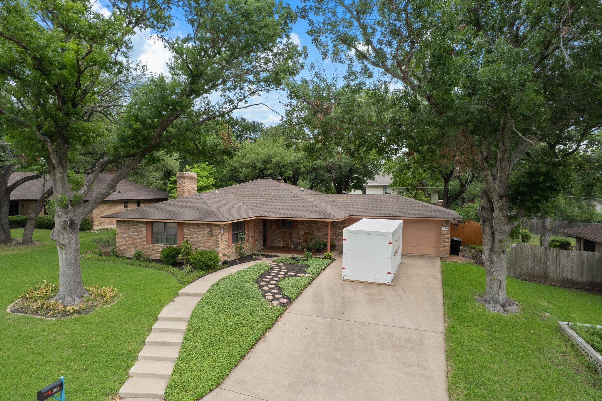 Temple, TX 76502,3909 Alderwood LN