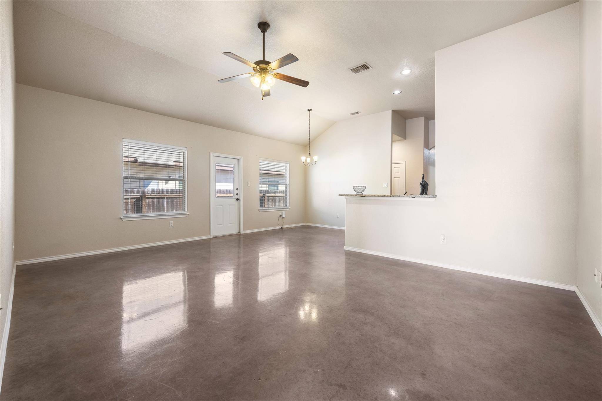 New Braunfels, TX 78130,125-127 Joanne CV