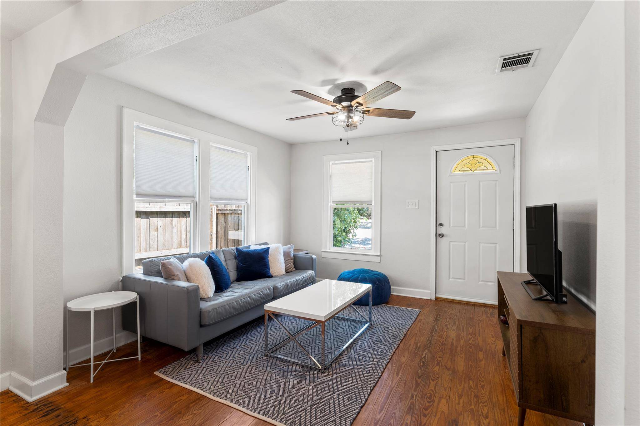 Austin, TX 78702,1208 Cedar Ave