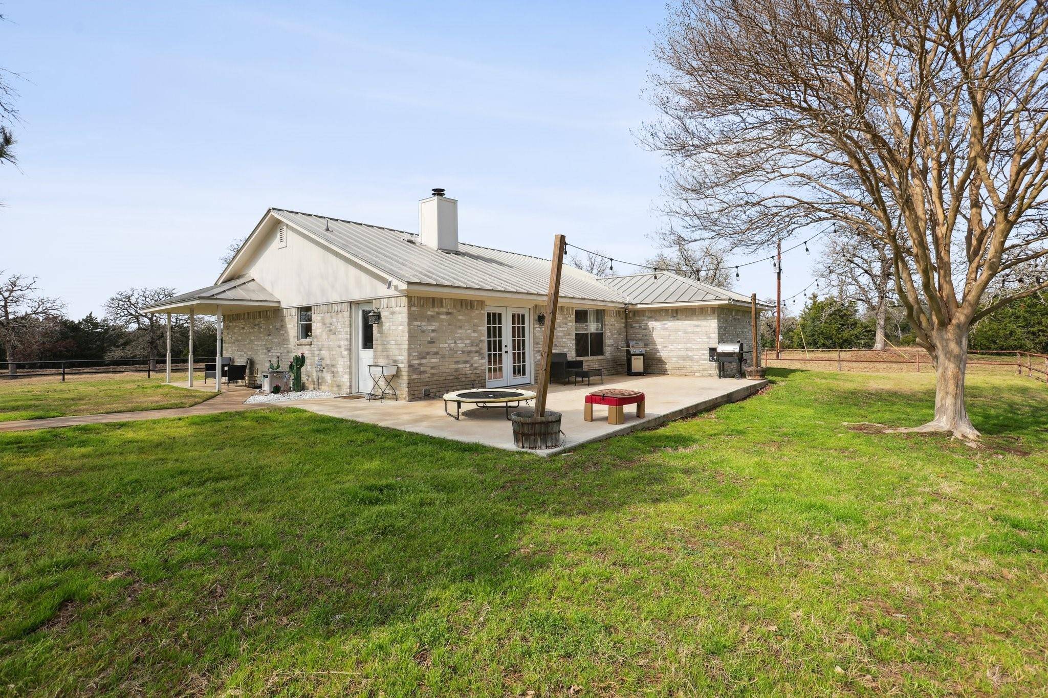 Smithville, TX 78957,596 Nink RD