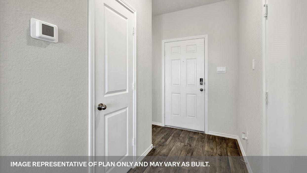 Seguin, TX 78155,816 INDIAN WAY