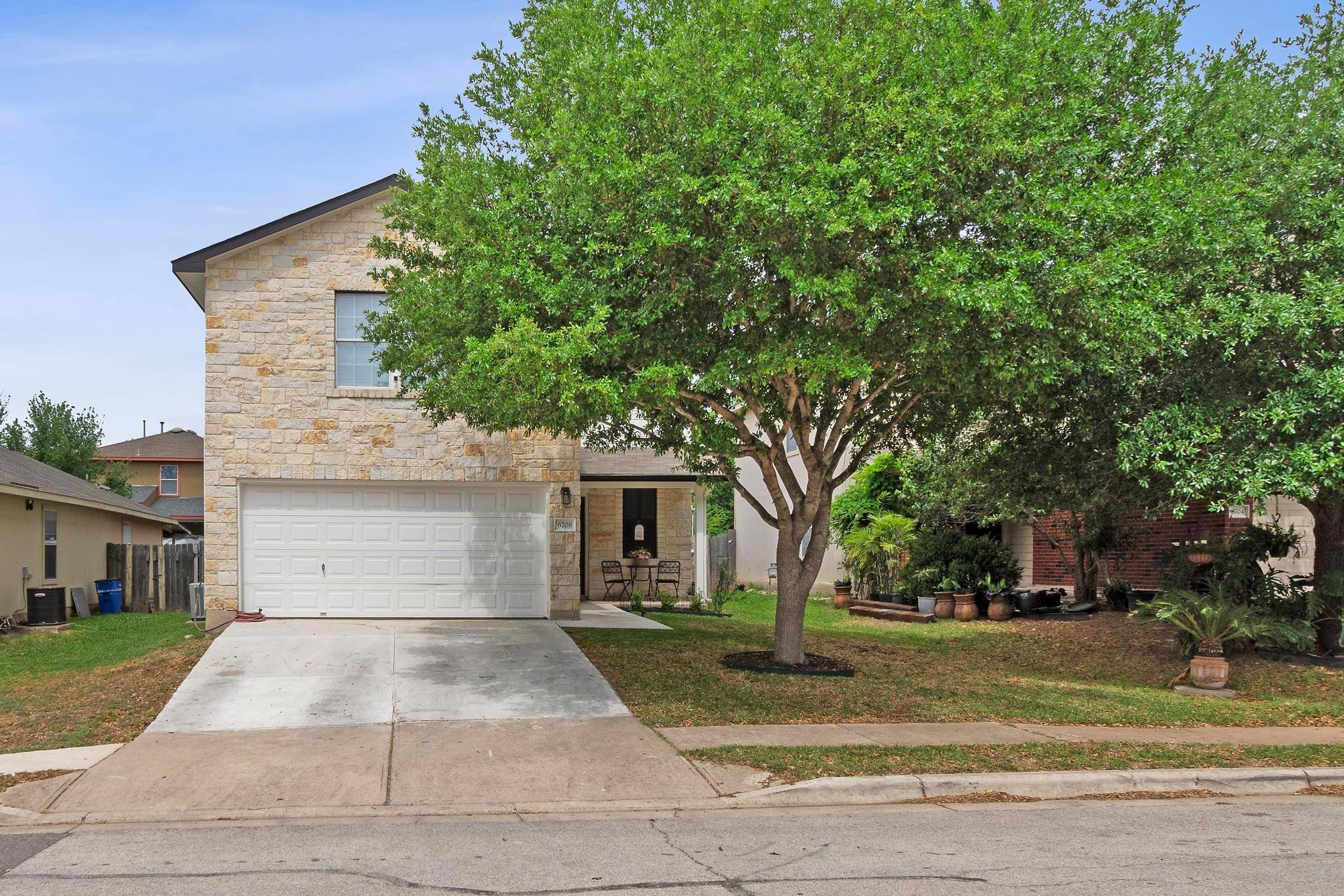 Del Valle, TX 78617,6708 Panda Royle DR