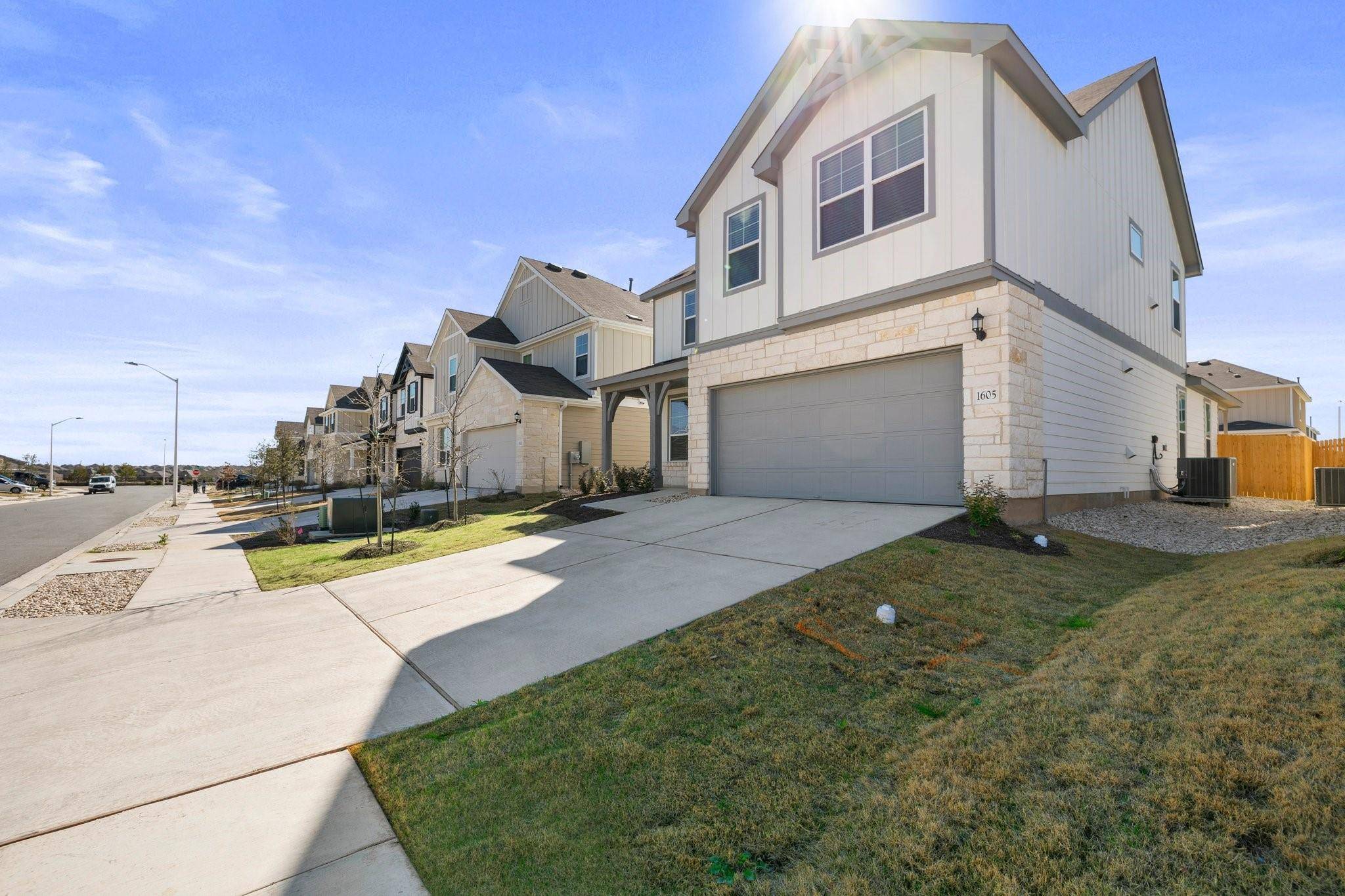 Leander, TX 78641,1605 Holly Lake DR