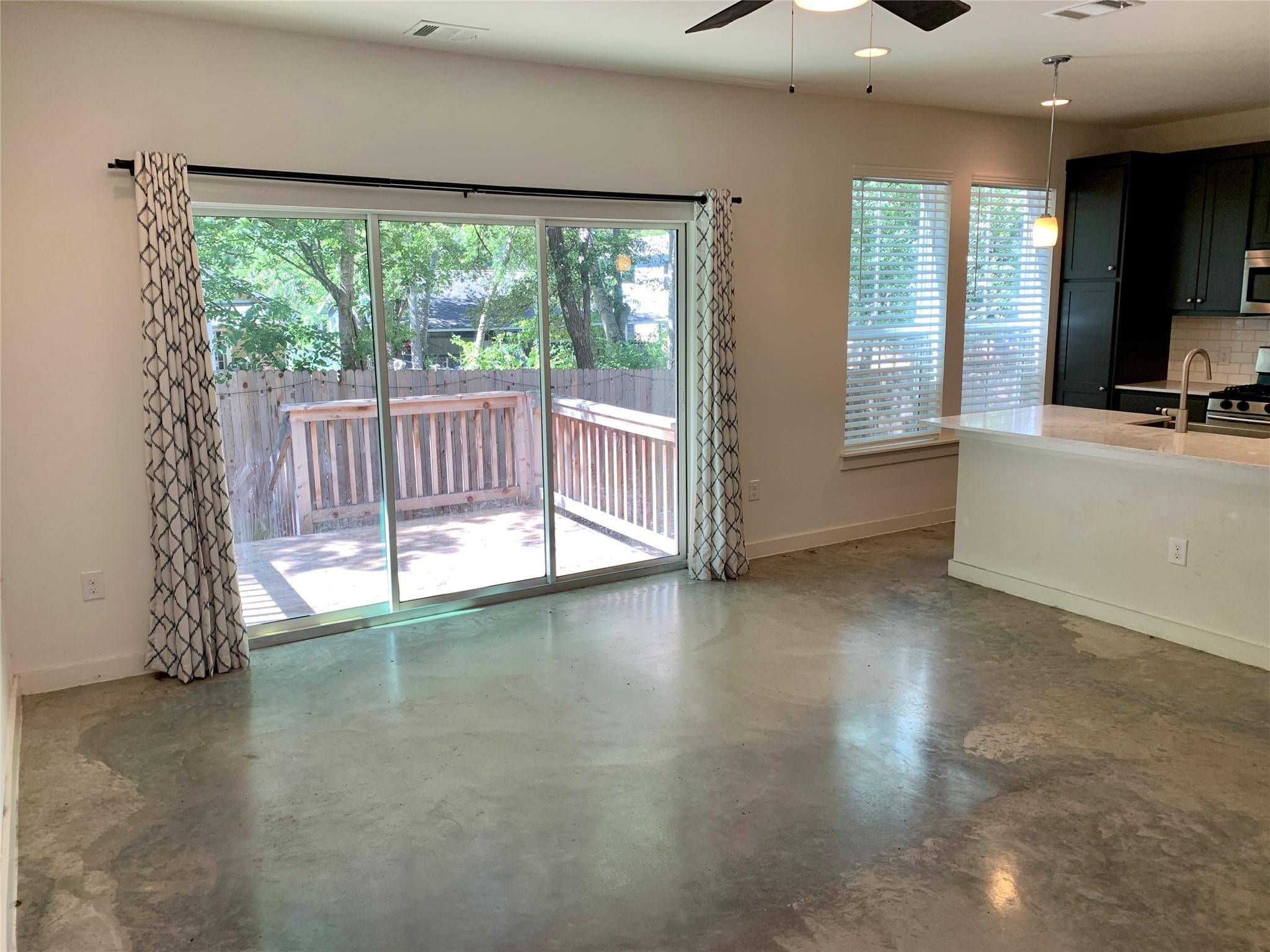 Austin, TX 78721,5205 Samuel Huston Ave #B