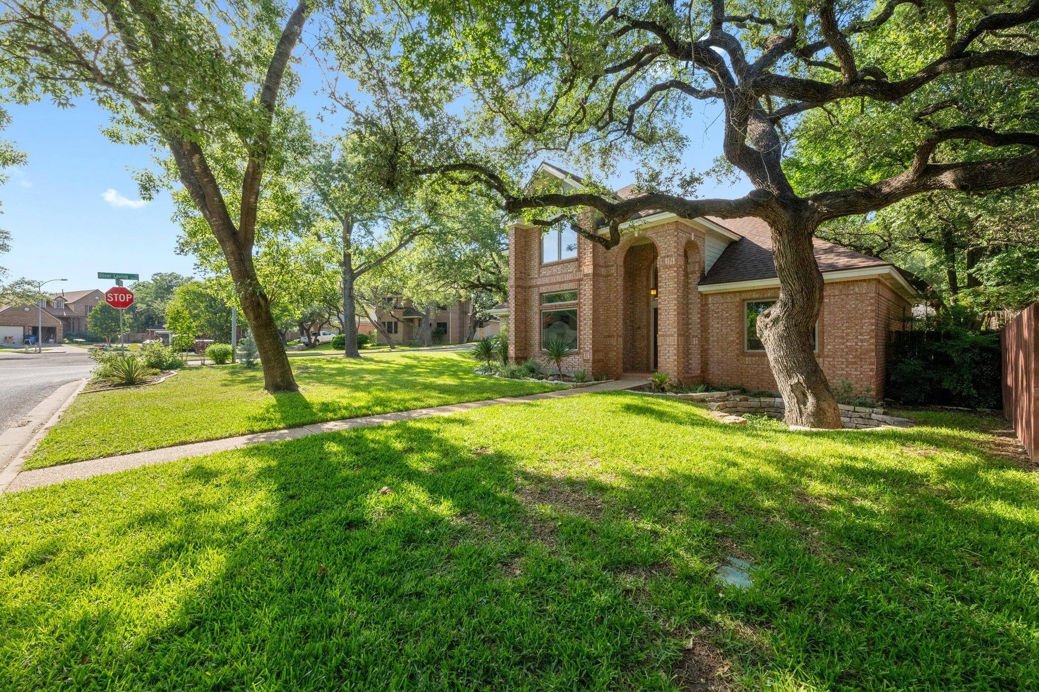 Austin, TX 78749,6304 John Chisum LN