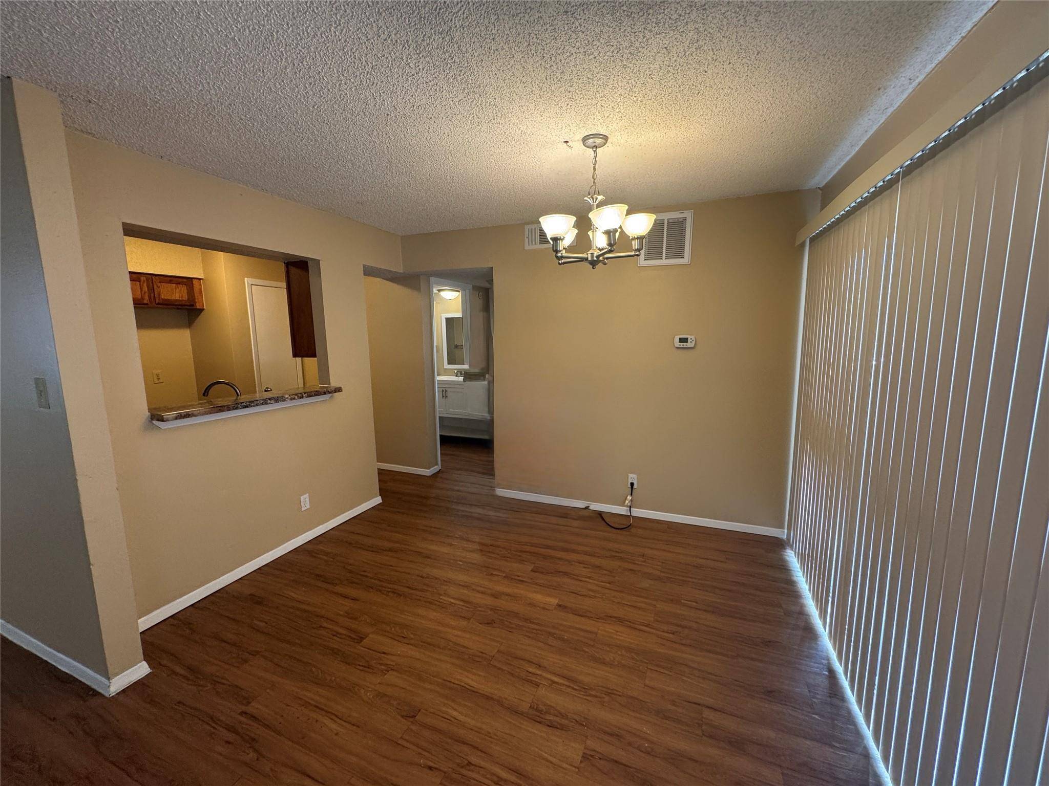 Austin, TX 78758,8905 Parkfield DR #102