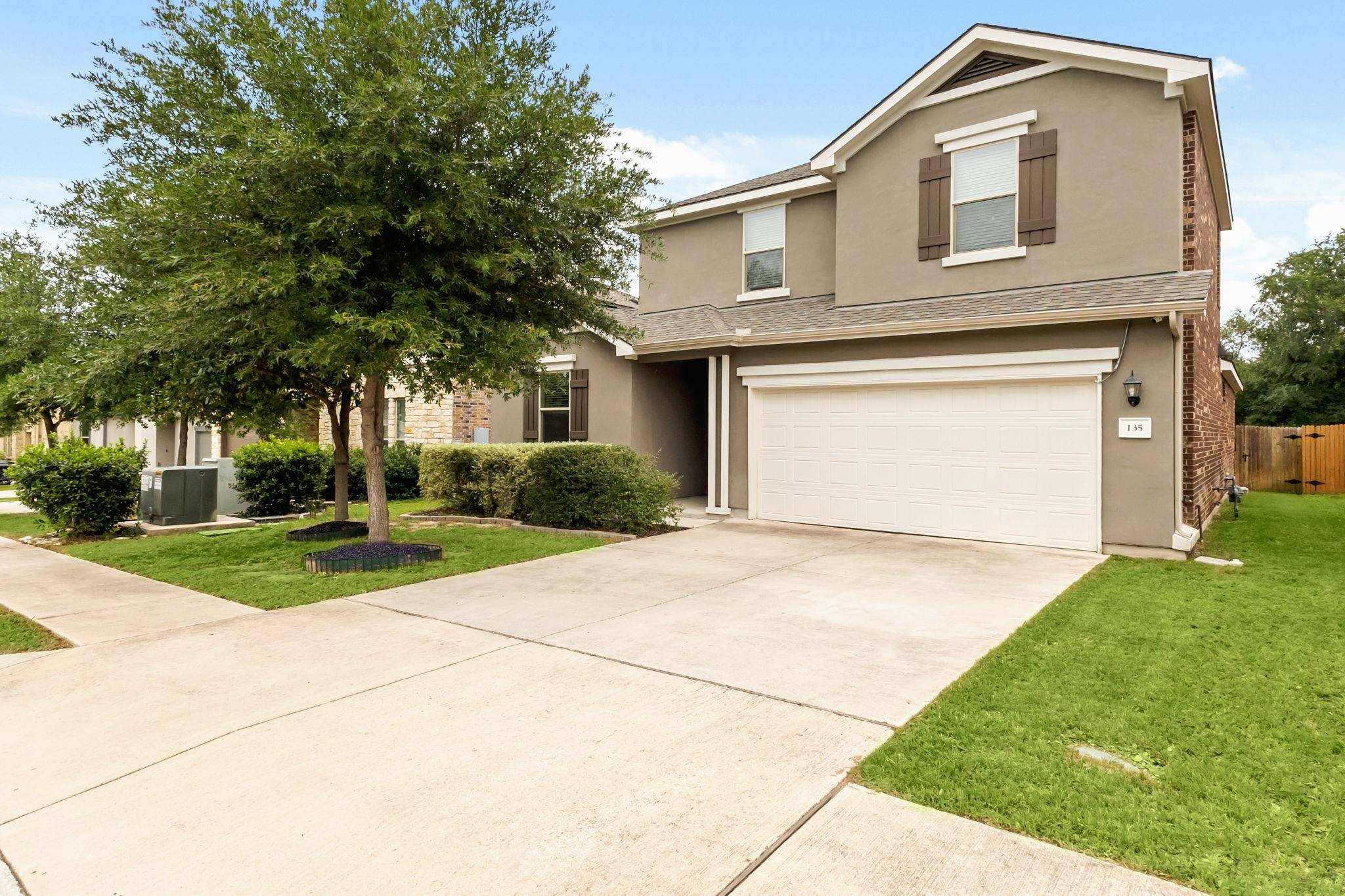 San Marcos, TX 78666,135 Mary Max CIR