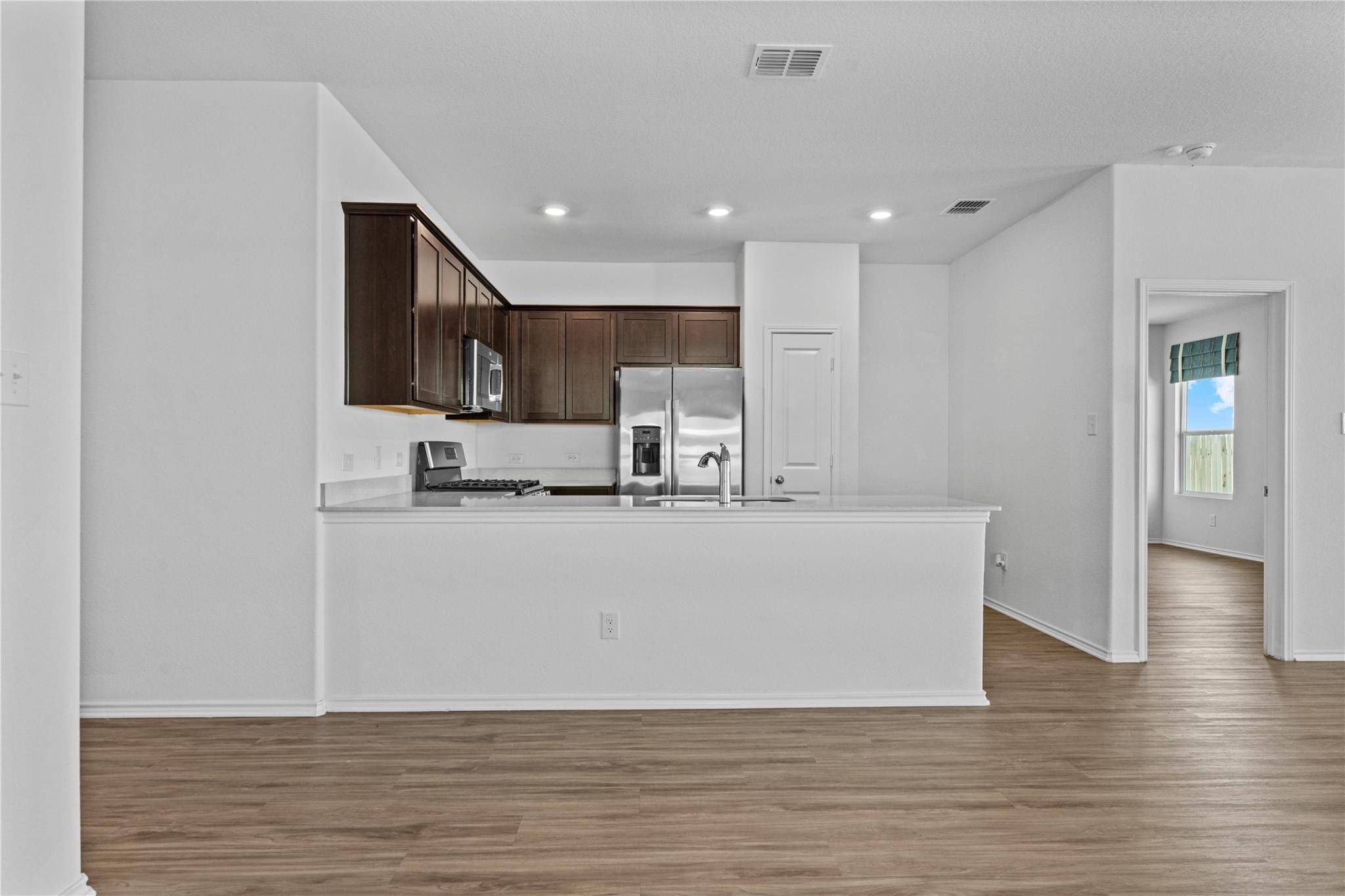 Lockhart, TX 78644,633 Halfmoon DR