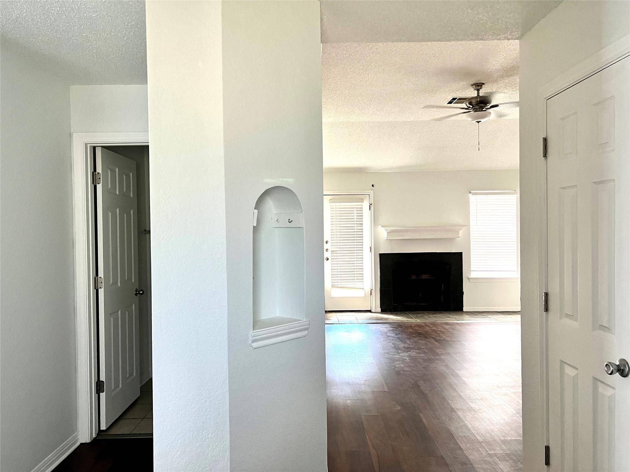 Hutto, TX 78634,107 Hague ST