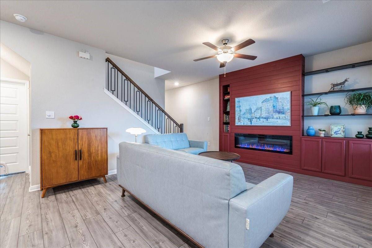Hutto, TX 78634,122 Fairmeadow Downs DR