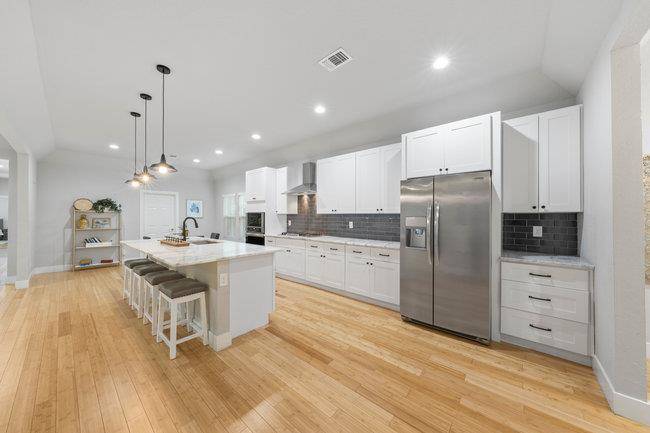 San Antonio, TX 78212,422 E Woodlawn Ave