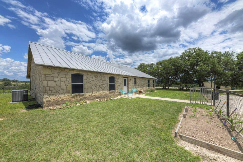 Medina, TX 78055,2764 FM 337